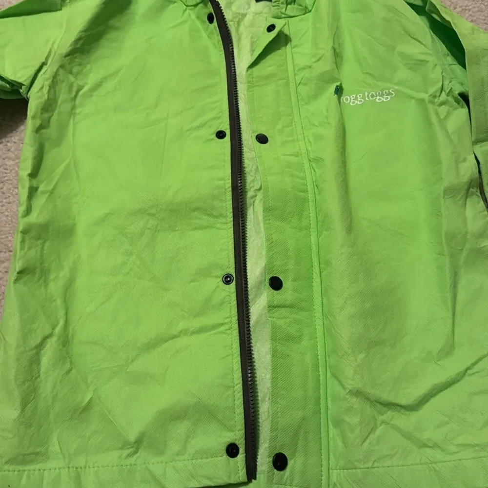 Froggtogg Green waterproof jacket and pants size small‎ kids